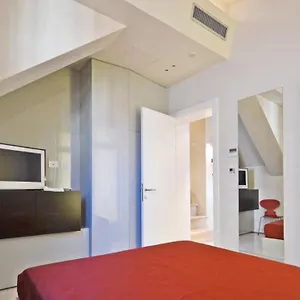 https://ai-bareteri-luxury-canal-view.hotelinveneto.com