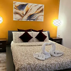 Appia Avenue 639 ** Roma